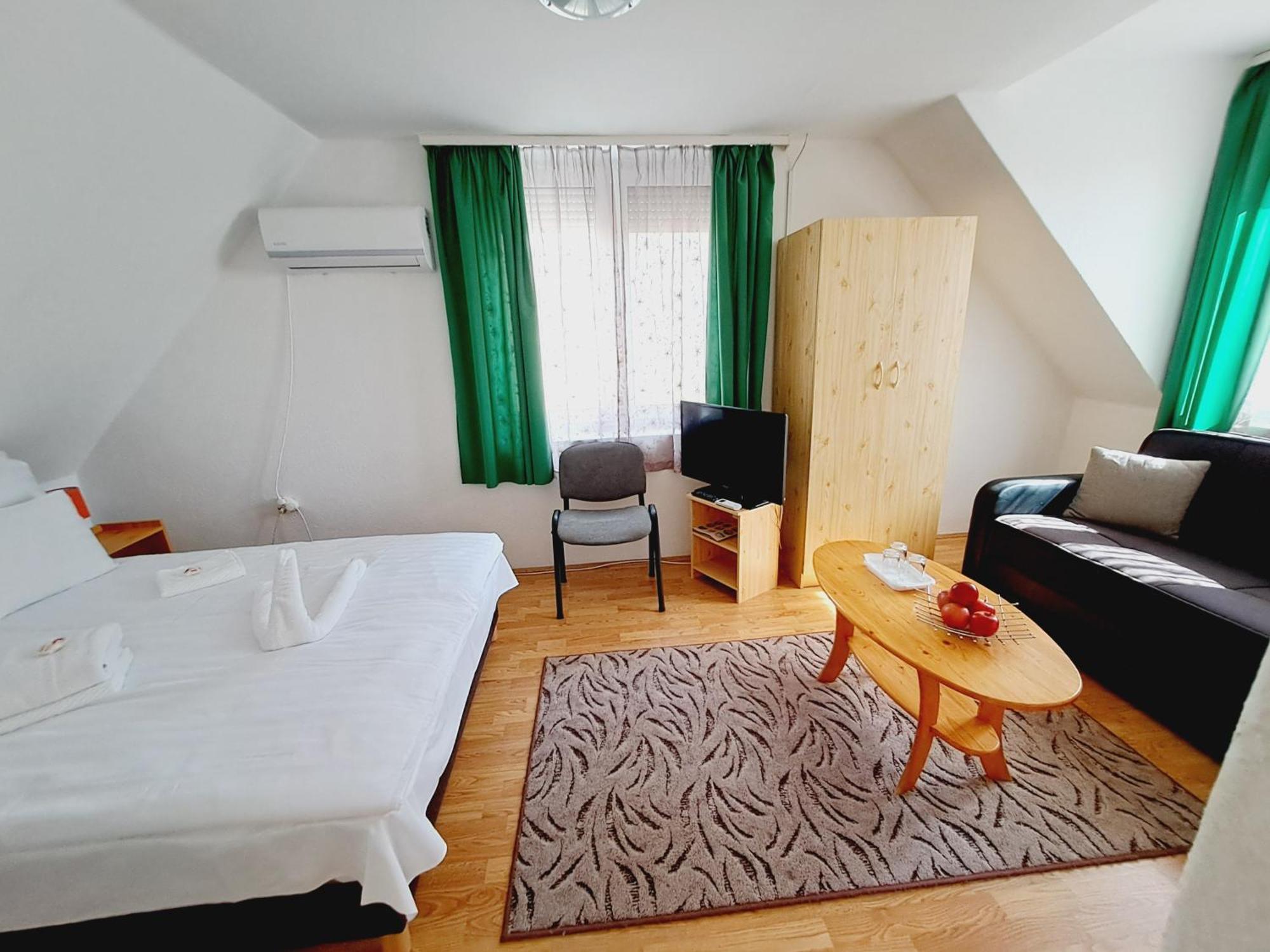 Palma Apartman Хайдусобосло Экстерьер фото