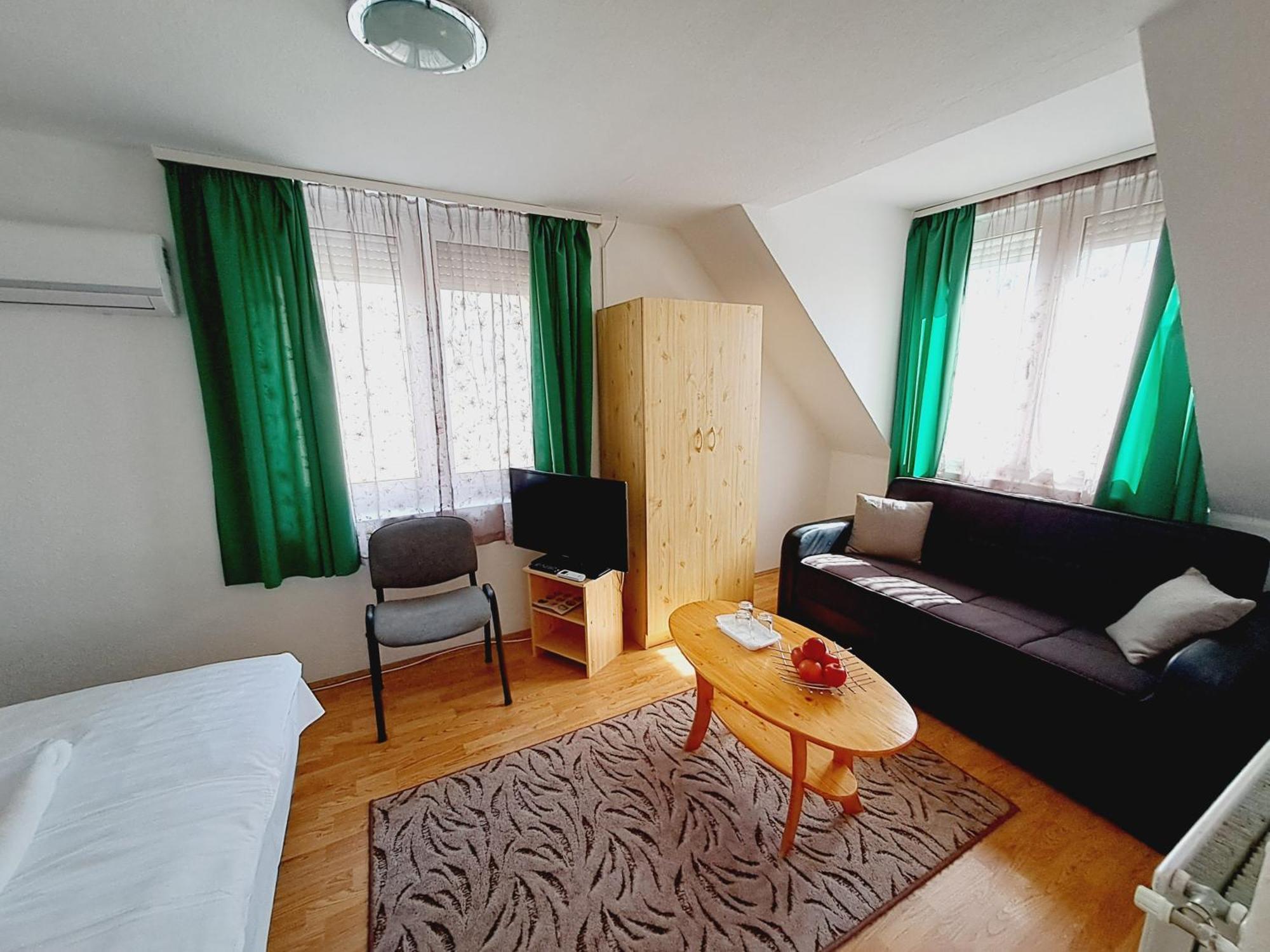Palma Apartman Хайдусобосло Экстерьер фото